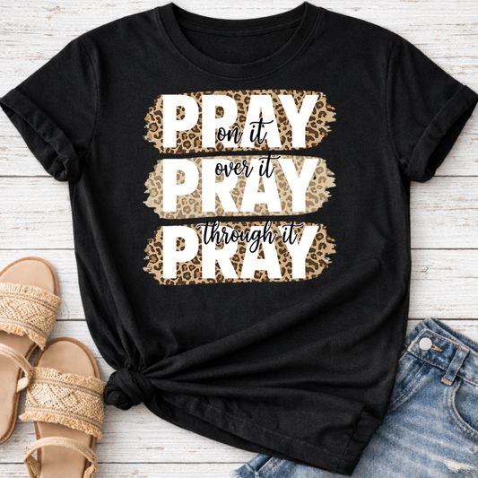 PRAY LEOPARD T-SHIRT
