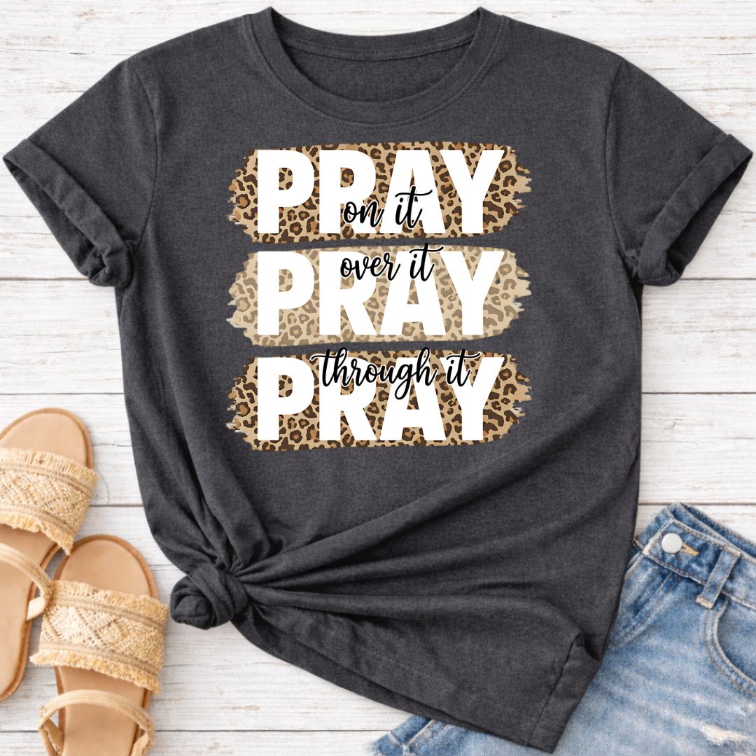 PRAY LEOPARD T-SHIRT