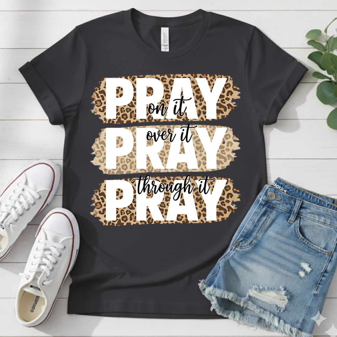 PRAY LEOPARD T-SHIRT