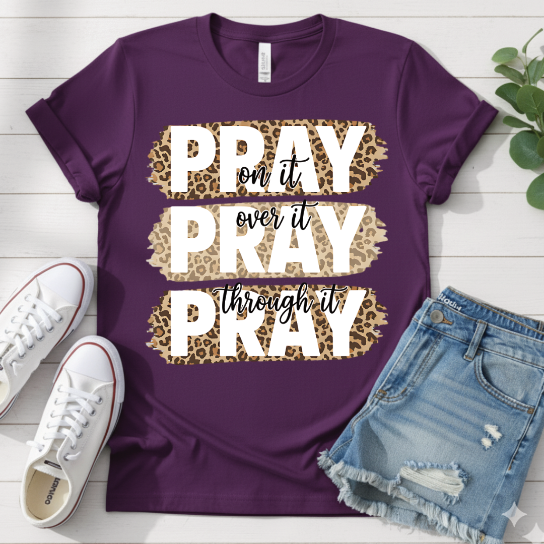 PRAY LEOPARD T-SHIRT