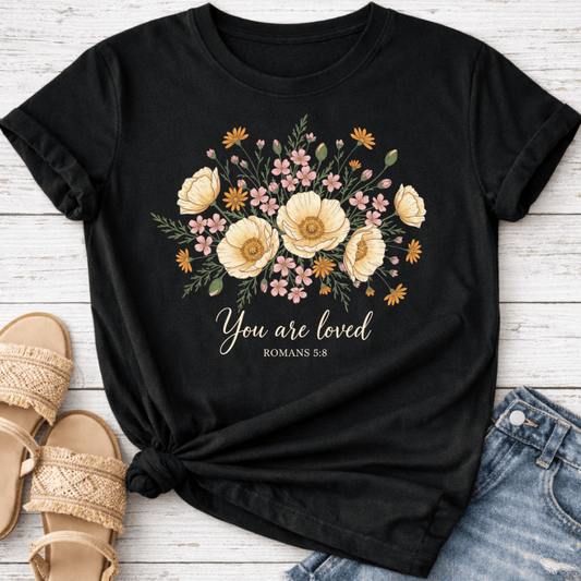 ROMANS 5:8 T-SHIRT